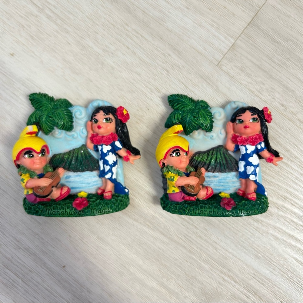 Hawaii Souveneir Menehune Ukulele Magnet - Picture 1 of 6